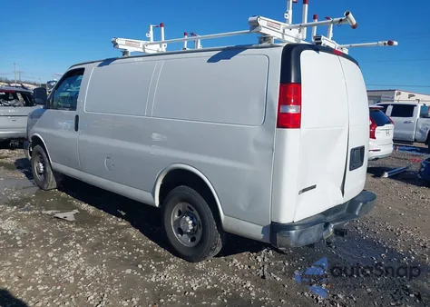2019 Chevrolet Express 2500 Work Van из США, поврежденный, VIN 1GCWGAFG8K1276410